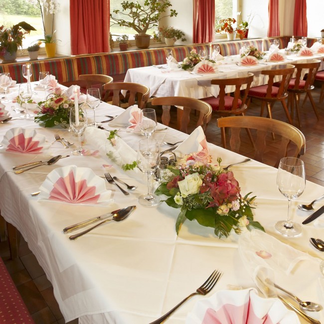 Gasthof mit liebevoller Deko für Ihre Events